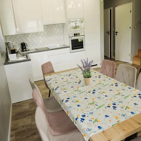 Comfortable For 10 People 度假居 *