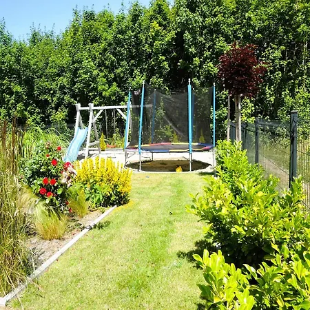 Comfortable For 10 People 度假居 *